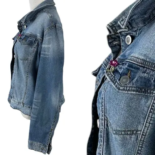 Vintage Flower Brooch & Mossimo Denim Jacket Size XXL Bohemian Fall Distressed Blue