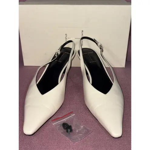 BLACK SUEDE STUDIO Lou 50 Slingback in Swan Leather Ivory 40 With Box Womens Tan Size 9