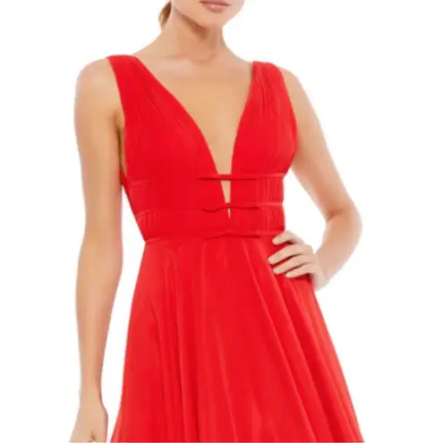 Mac Duggal Ieena for 55379 Red Plunging Neckline Ballgown Dress NWT Size 2