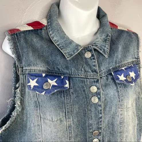 LEI Americana Patriotic Flag Distressed Denim Jean Vest Blue Size undefined