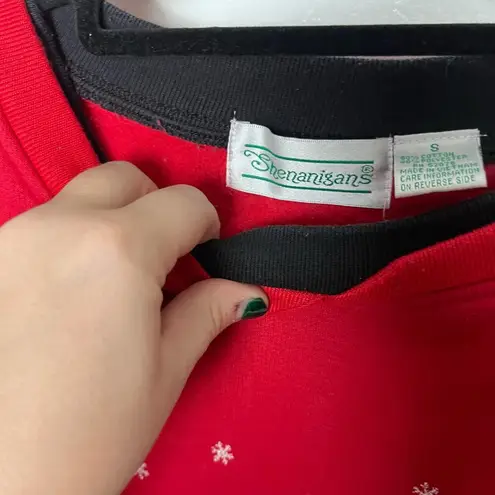 Vintage Christmas Holiday Applique Red Crewneck Sweatshirt Small Granny Cute