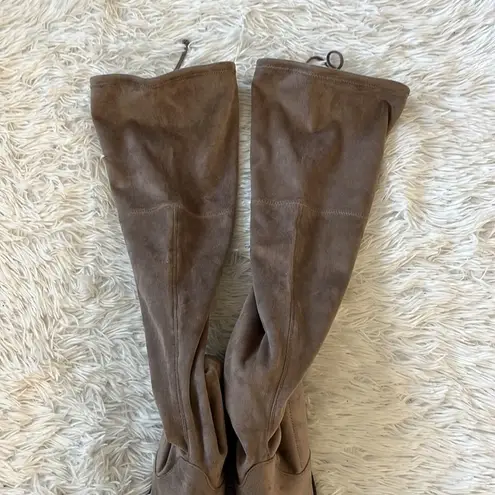 Unisa Adivan Over the Knee pull on Boots in taupe size 7.5 M