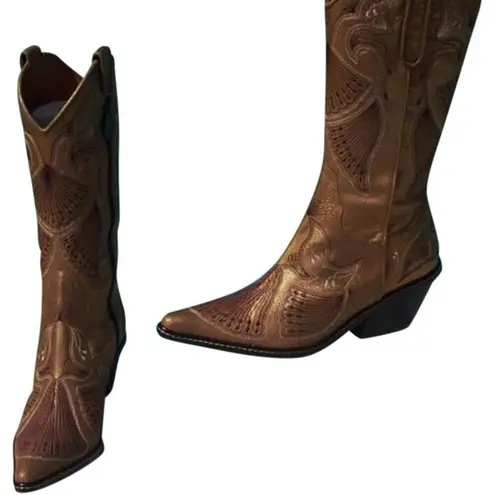 Donald Pliner Western Gold Metallic Leather Intricate Stitch Boot New $750 NWT Size 6.5