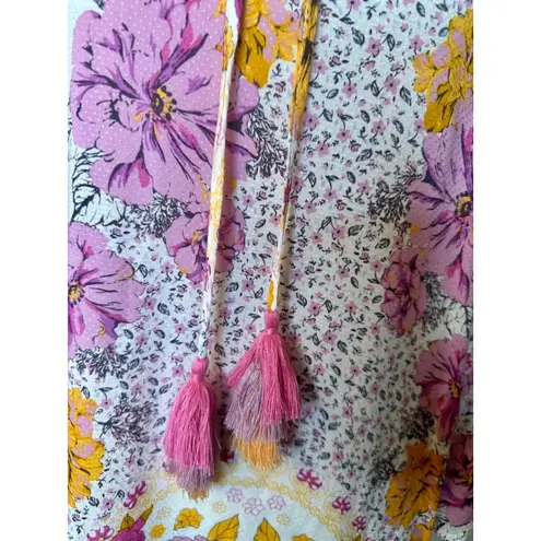 Tribal Jeans Women's 1X Floral Textured/Swiss Dot Blouse W/Frill Sleeve & Tassel