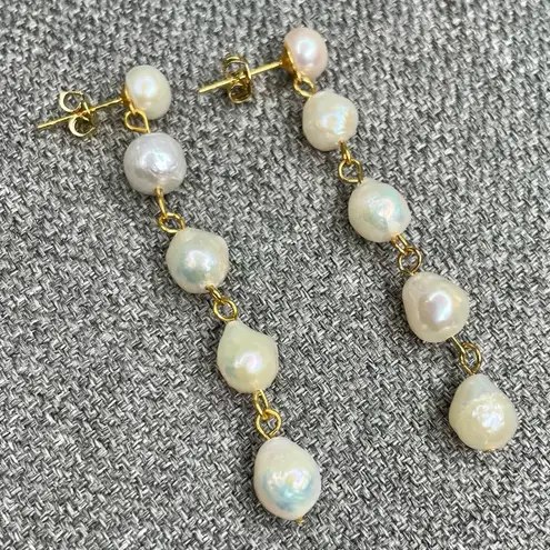 Natural Freshwater Pearl Stud Earrings w/ Quadruple Baroque Drop Gold