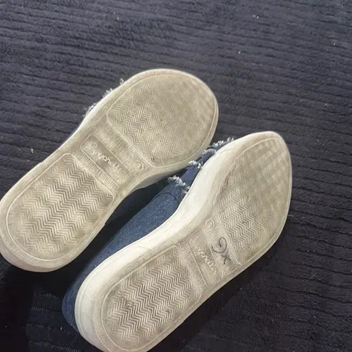 Seychelles Ruffled Denim Slip-On Sneakers Size 9 Preowned