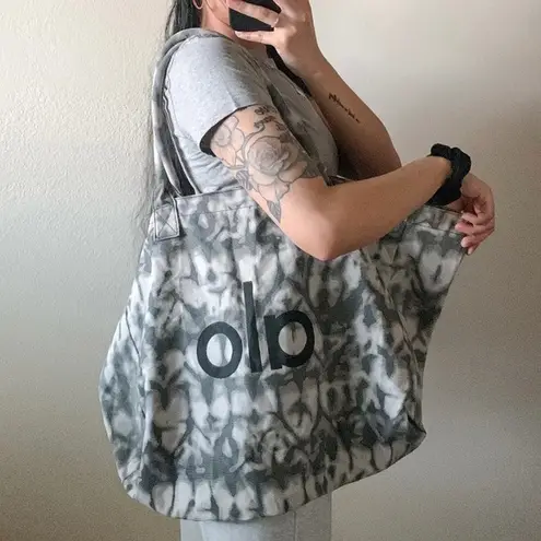 Alo Yoga ♡  Tote Bag