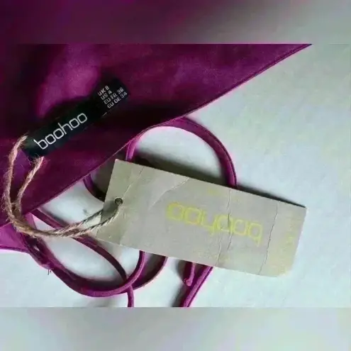 Boohoo Booho NWT Women’s Purple With Thin Ties Top Size 4‎