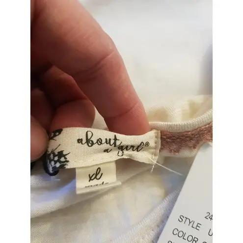 About A Girl Womens Sz XL Blouse Oatmeal Sequin Short Sleeve Rose Gold Sparkly