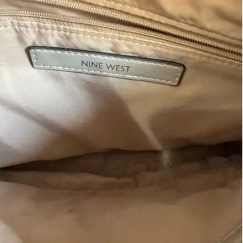 Nine West  Womens Grey 9 LOGO Geometric Print Multi Compartment Bag Luxurious