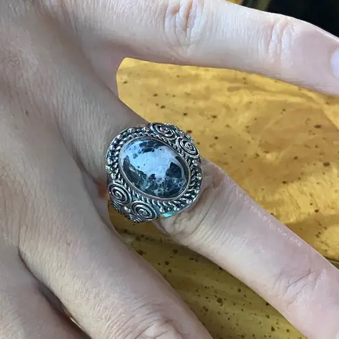 Genuine White Buffalo Sterling Silver Ring Size 7
