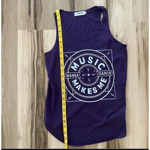 Queer Eye Women's Purple Graphic Tank Top "Music Makes Me Wanna Dance" S