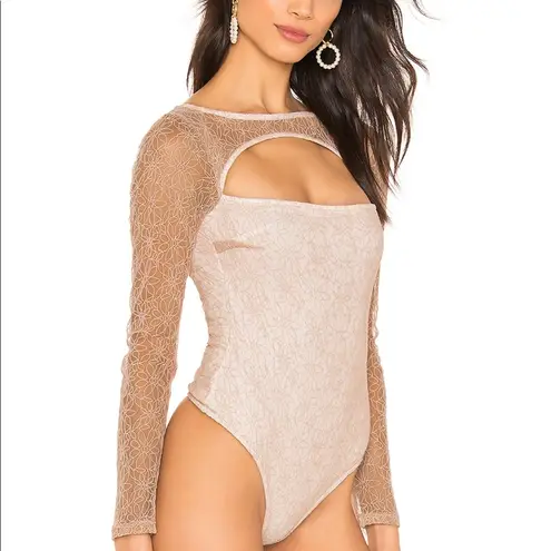 H:ours Host pick 🎉 | Jette Bodysuit Champagne lace floral