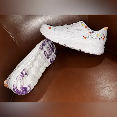 Hoka  Bondi L Vibrant Bloom Nimbus Cloud