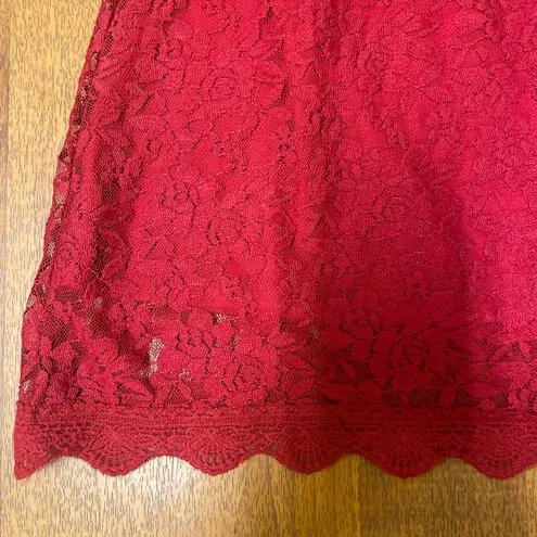 Elegant Red 3/4 Sleeve Crew Neck A