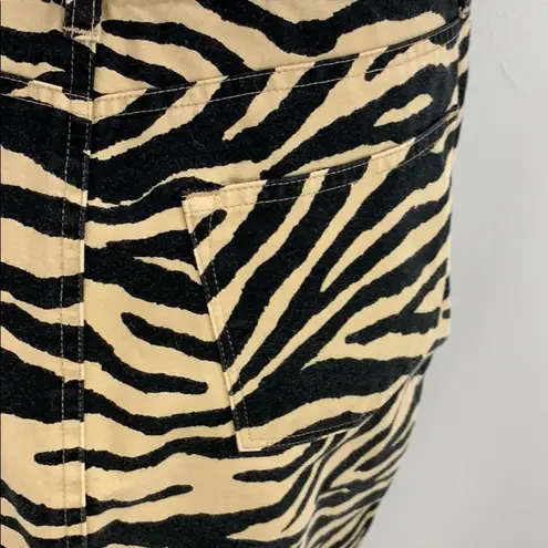 Ralph Lauren  Zebra print pencil skirt with belt loops and pockets