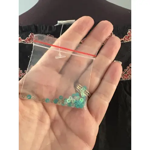 Sundance Artists Vision Tunic Size S Black Floral Embroidered Crinkle Boho NWOT