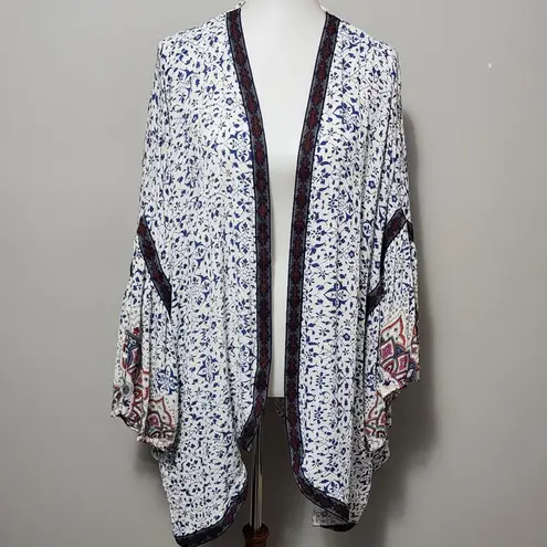 New Directions Blue & White Floral Lantern Sleeve Curvy Kimono Plus Size Size undefined
