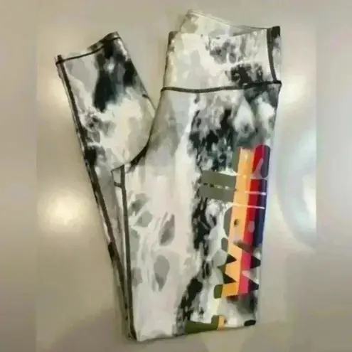 Urban Outfitters Without Walls Mid