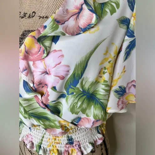 NTM: June & Hudson Ruffled Tropical Print Ivory Crop Top Blouse Size Small White