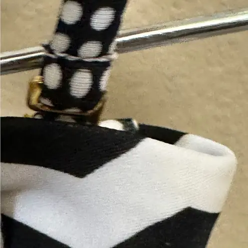 Island Soul Black White Geometric Bikini Top Women's