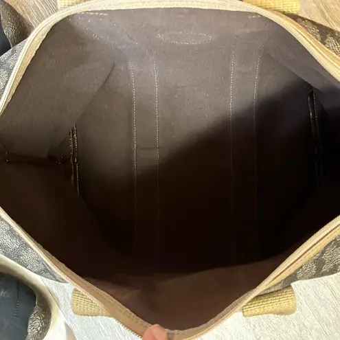 Yves Saint Laurent Brown & Tan Duffel Bag Elegant Giraffe Print Design with COA