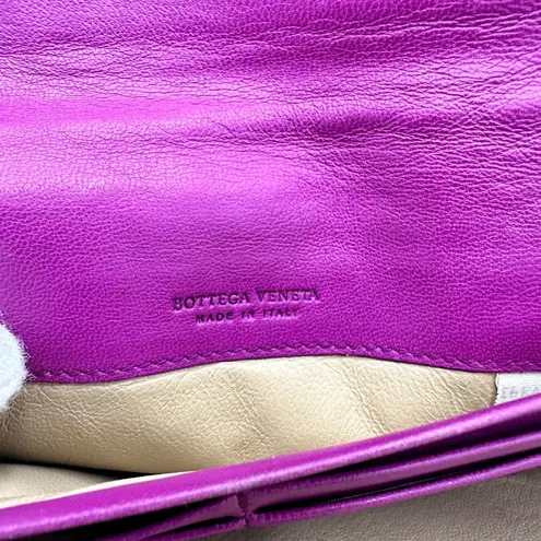 Bottega Veneta (VINTAGE)
Nappa Intrecciato Continental Flap
Wallet Peony