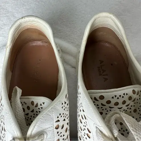 Alaia Size 9 White Tan Laser Cut
Leather Lace
