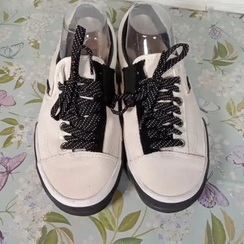 Vans  Slip On Cap Reflective Marshmallow Black White Cream Unisex - Image 2