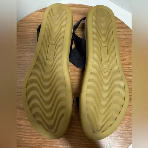 Lands’ End 517106 Black Soft Bed Slip On MaryJane Elastic Slingback Flat Sanda Size 9.5