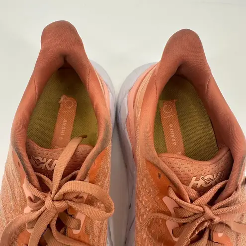 Hoka One One Arahi 6 Running Sneakers Womens Size 6B Pink/Orange 1123195-SBSCR