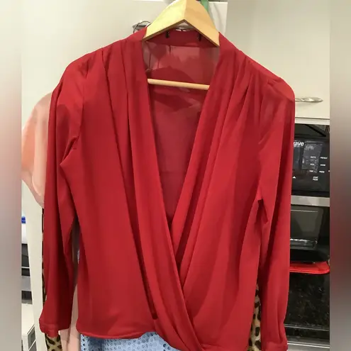 Nice dressy long sleeve blouse ๐น๐น๐น Red Size M
