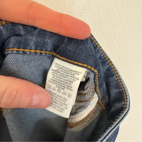 Free People  Low rise MEGA FLARE denim jeans Sz 28