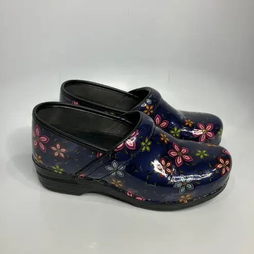 Dansko XP navy blue flower power clogs professional nurse women's size 40 9.5
