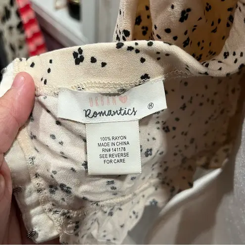 Urban Romantics Cream Ditzy Floral Mermaid Crop Top Tie Front Size Juniors Med