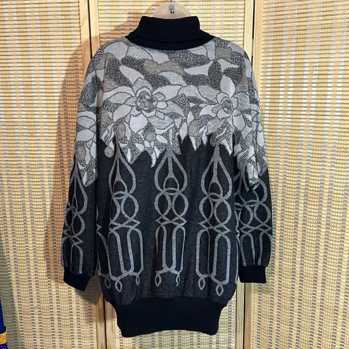 Top Notch 1980s Tunic Length Gray Floral Geometric Print Cowl Neck Sweater 1X Black