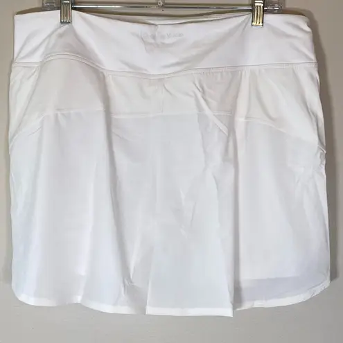 Outdoor Voices NWT  Hudson 4" Skort in White