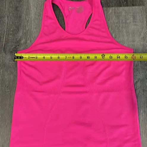 Zyia  hot pink workout top nylon blend activewear details throughout spring - M