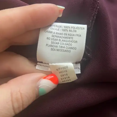 Maison Jules ✨ maroon lace top with cream collar sz small dress✨