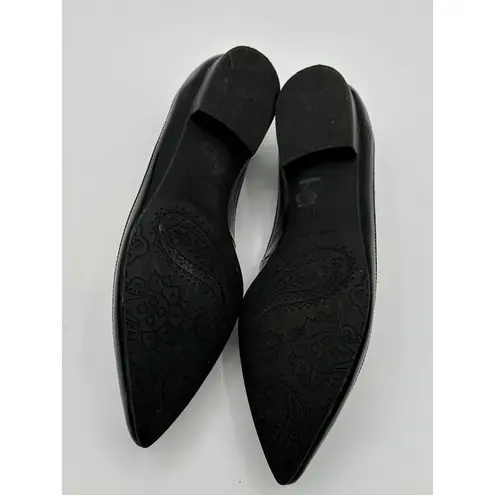 Jon Josef Made In Spain Pointy Toe Black And White Flats Loafers Size 7 EEEUC!!!