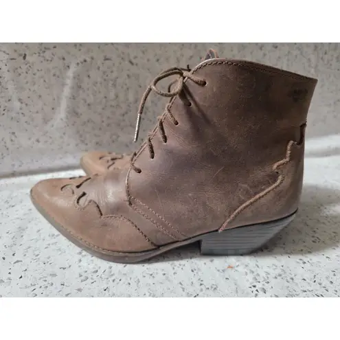 DETAILS Harris Hawk Leather Western Ankle Boots Women 6.5 Scroll Leather Spanish Brown