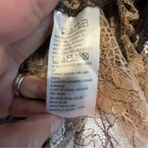 Linea Black and Tan Lace Blouse Size 18
