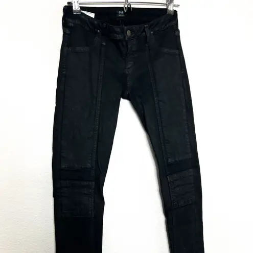 Citizens of Humanity  Jeans Logan Moto Pant in Leather Black
