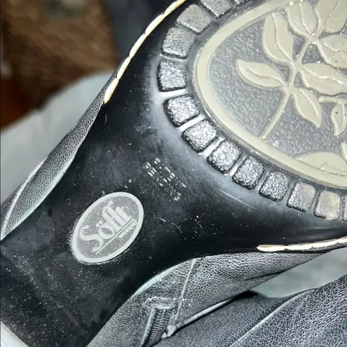 Sofft Black Ankle Booties with Sleek Design Size 9