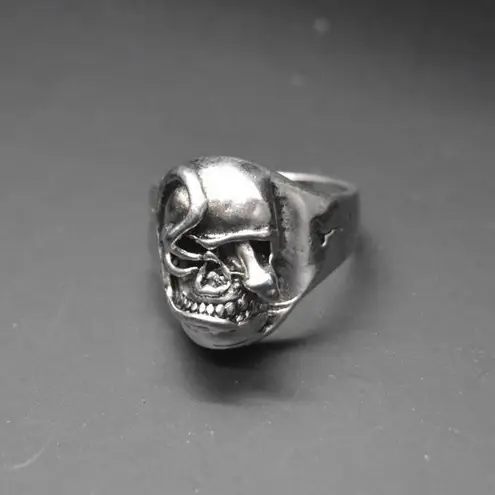 Skull and Snake Ring Silver