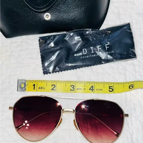 DIFF eyewear DIFF AVIATOR Sunglasses with Case & Cloth