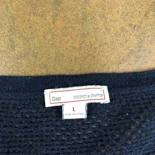 Gap  Women’s Classic Mesh Navy Long Sleeve V-neck Pullover  Size Large