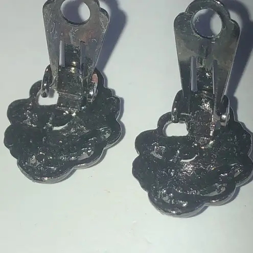 Vintage Dark Gray Black Metal Blue CZ Rhinestone Clip On Earrings