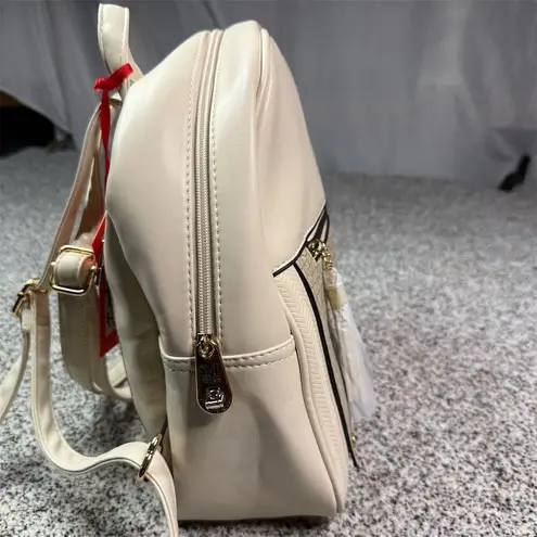 Montana West Women's Cream Croc Embossed Medium Backpack Purse