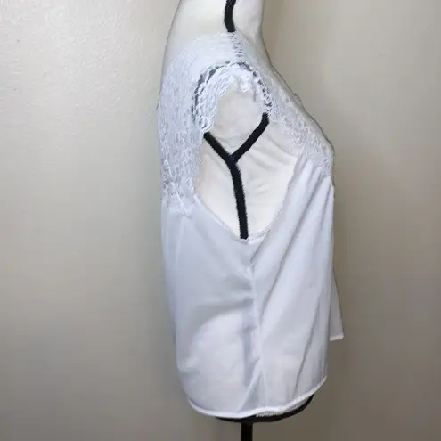 Metropolitan white nylon lace slip shirt Size L